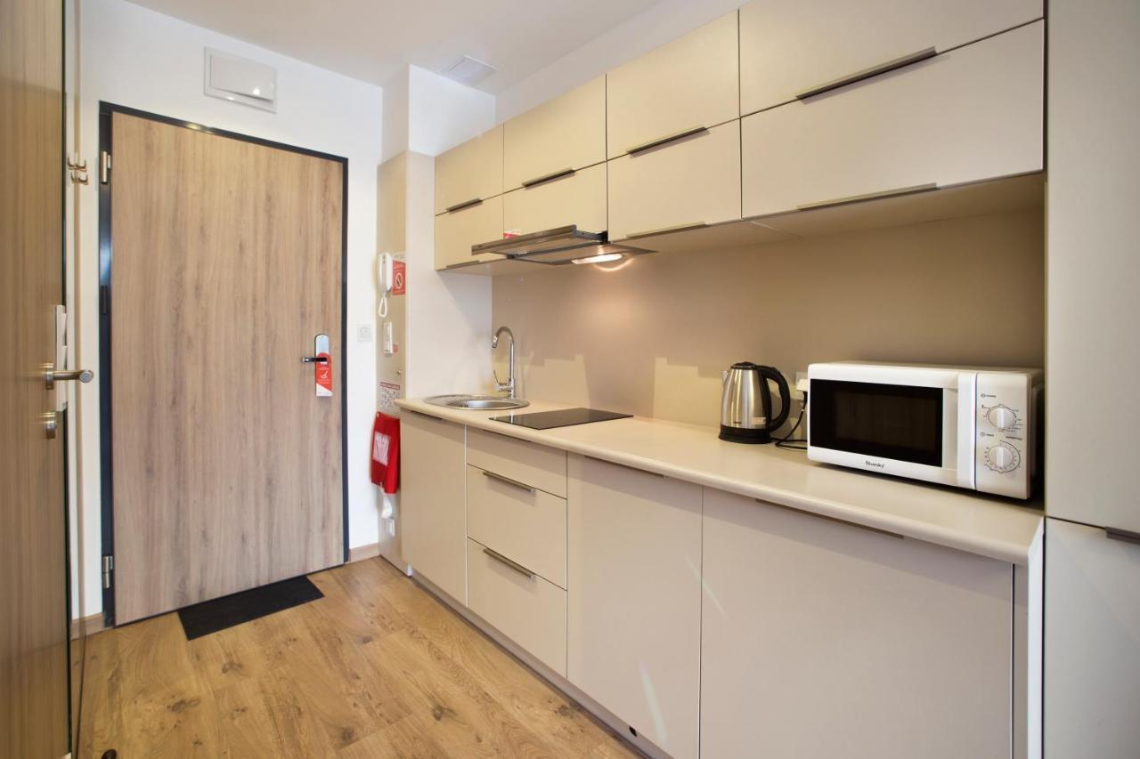 Wolska Serviced Apartments วอร์ซอ ภายนอก รูปภาพ
