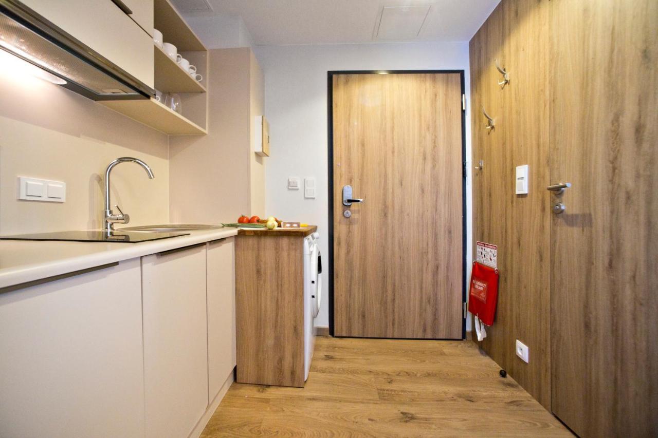 Wolska Serviced Apartments วอร์ซอ ภายนอก รูปภาพ