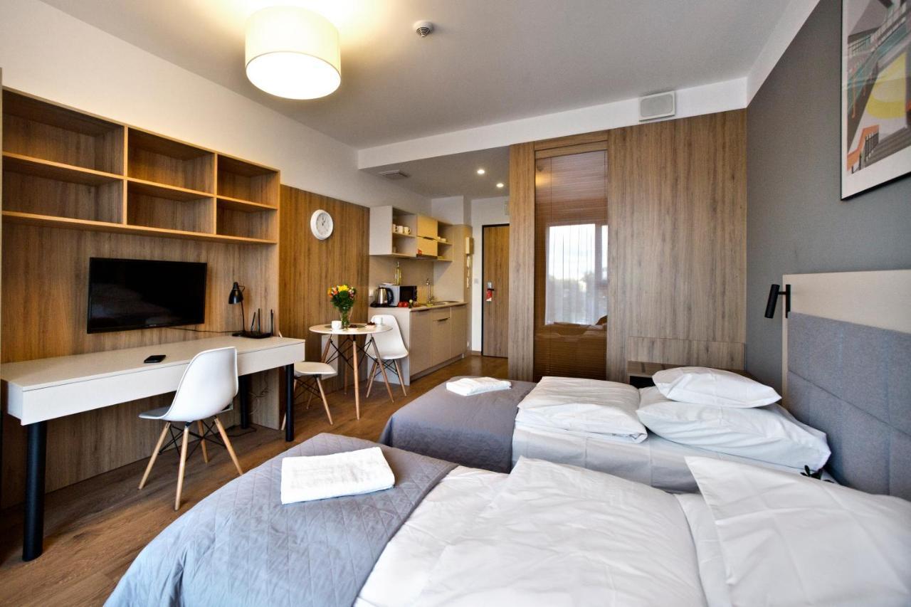 Wolska Serviced Apartments วอร์ซอ ภายนอก รูปภาพ